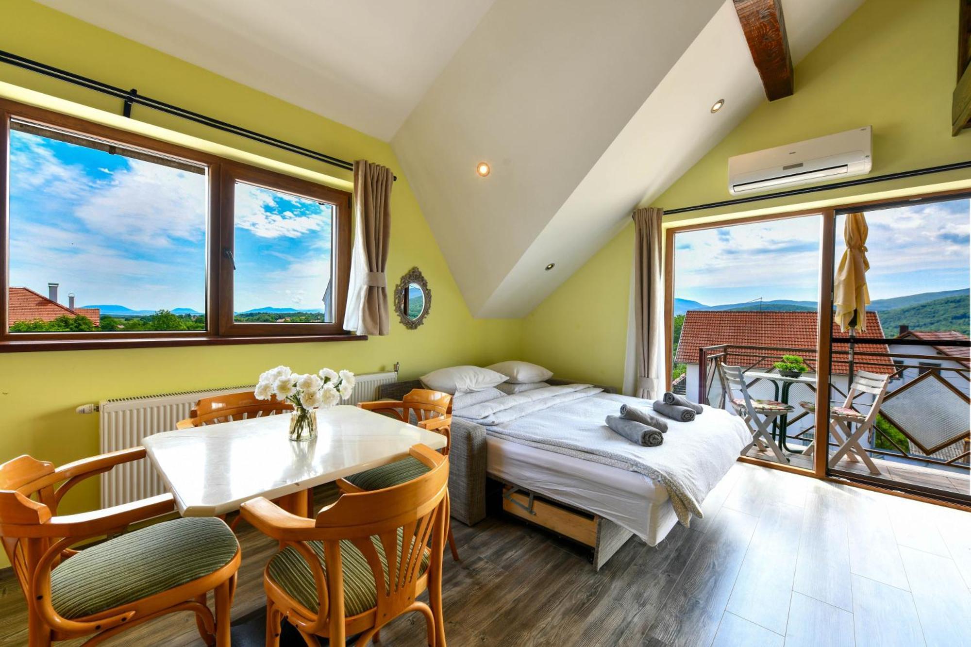 Accommodation "Old Town Dreznik" 拉科维察 外观 照片
